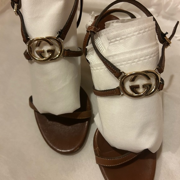 Authentic EUC Gucci Leather Sandals - Picture 6 of 8
